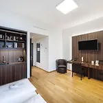 Sevendays Hotel Boardinghouse
